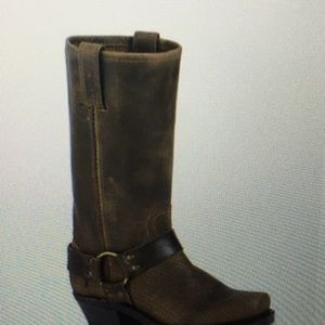 Frye Harness boots 6.5m